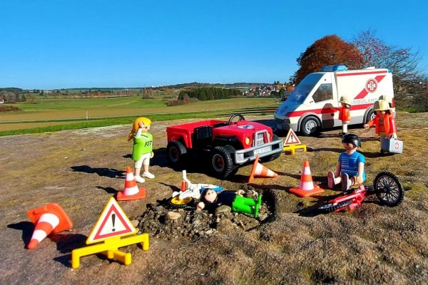 Unfall mit Playmobil Figuren nachgebaut